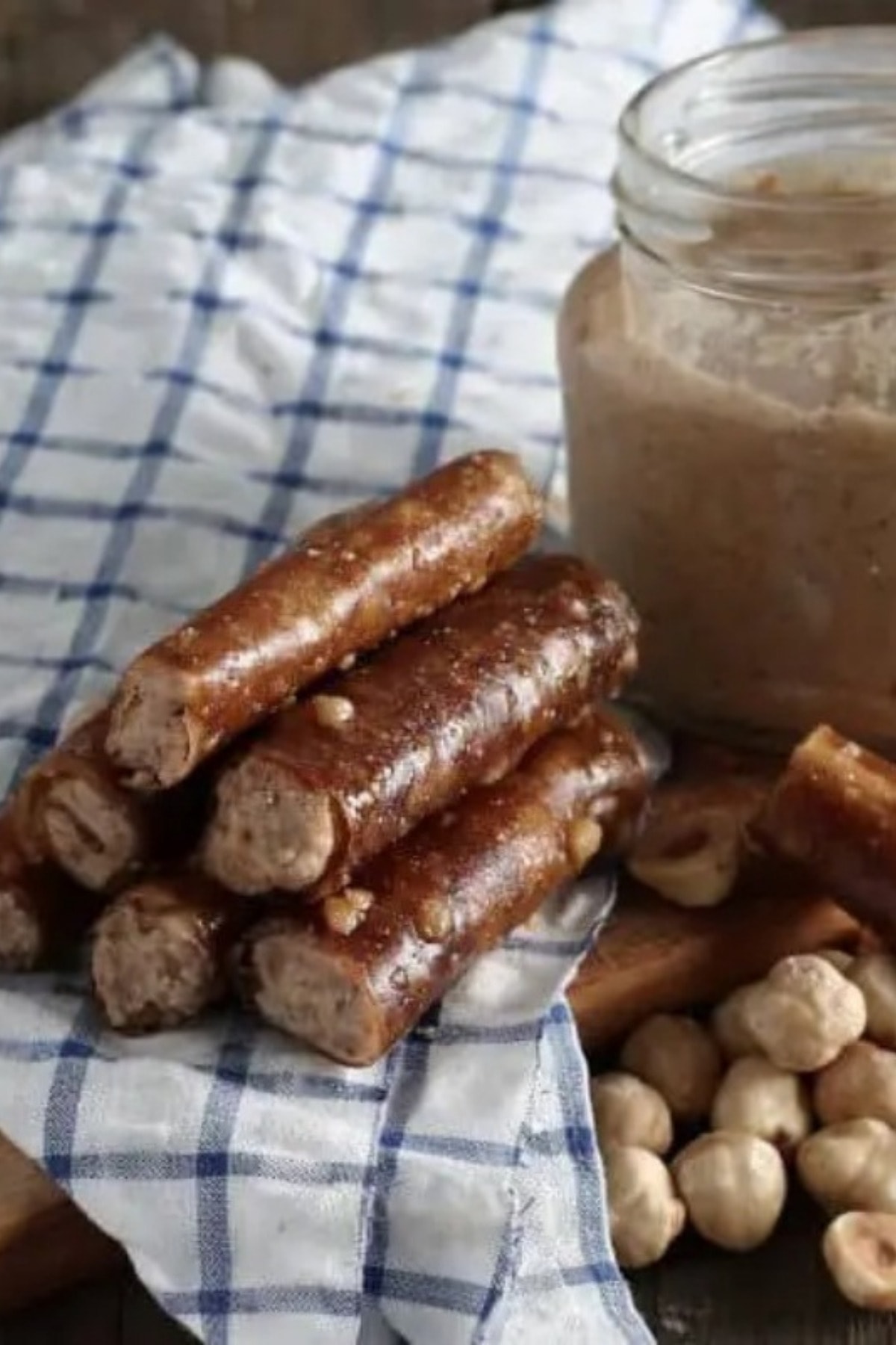 Bİrsalkım Pestİl & Köme Fındıklı Sarma Pestil Tatlısı 500 gr Rulo Pestil