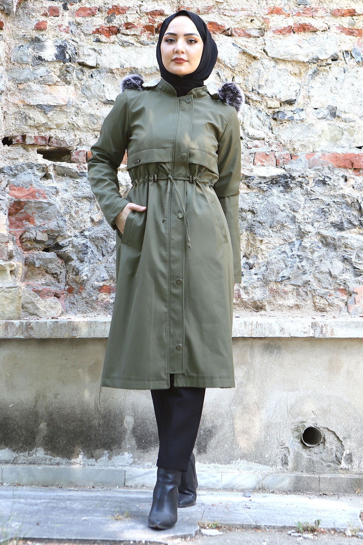 Tesettür Dünyası Beli Bağcıklı Büyük Beden Mont Tsd1945 Haki