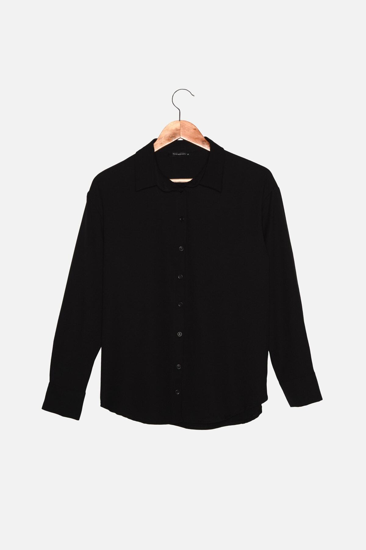 TRENDYOLMİLLA Siyah Loose Fit Gömlek TWOAW22GO0476