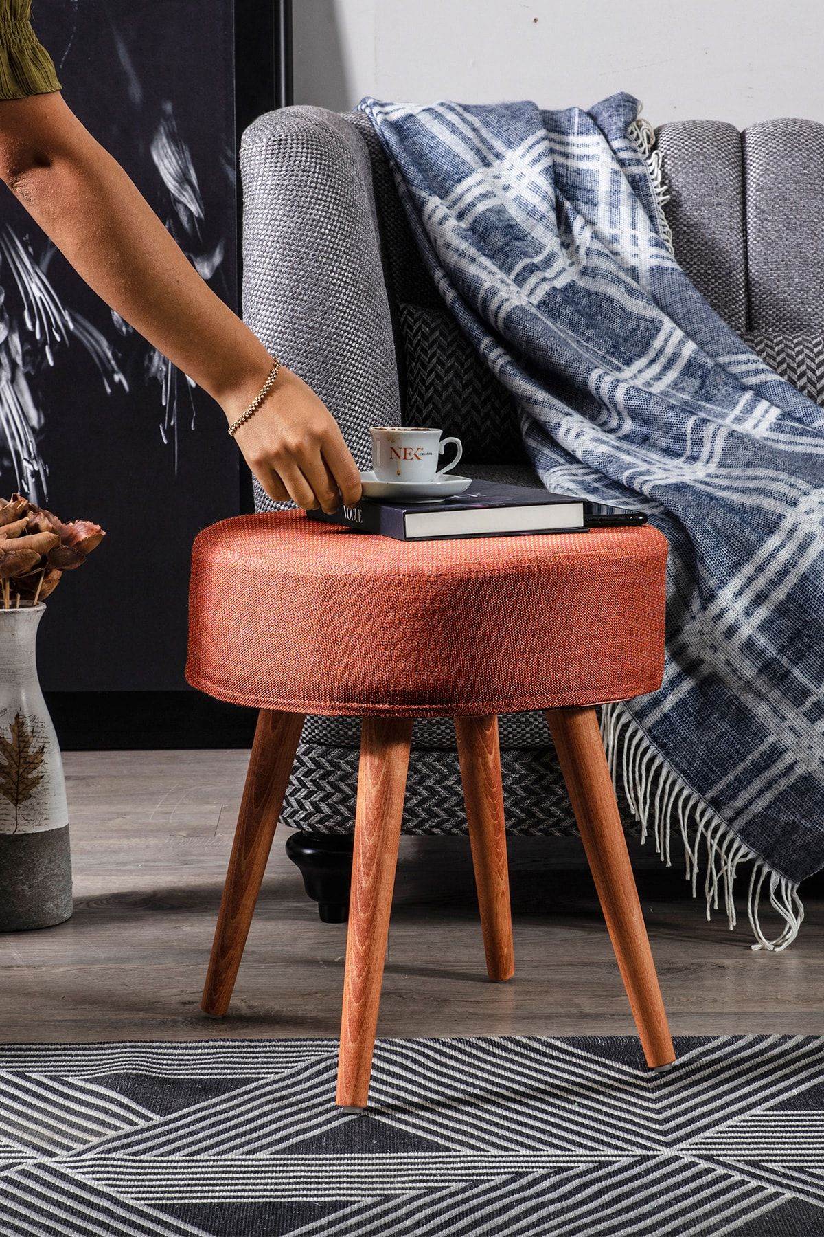 puqqahome Puqqa Bella P4-140 Ahşap Ayaklı Fermuarlı Yıkanabilir Kumaş Puf