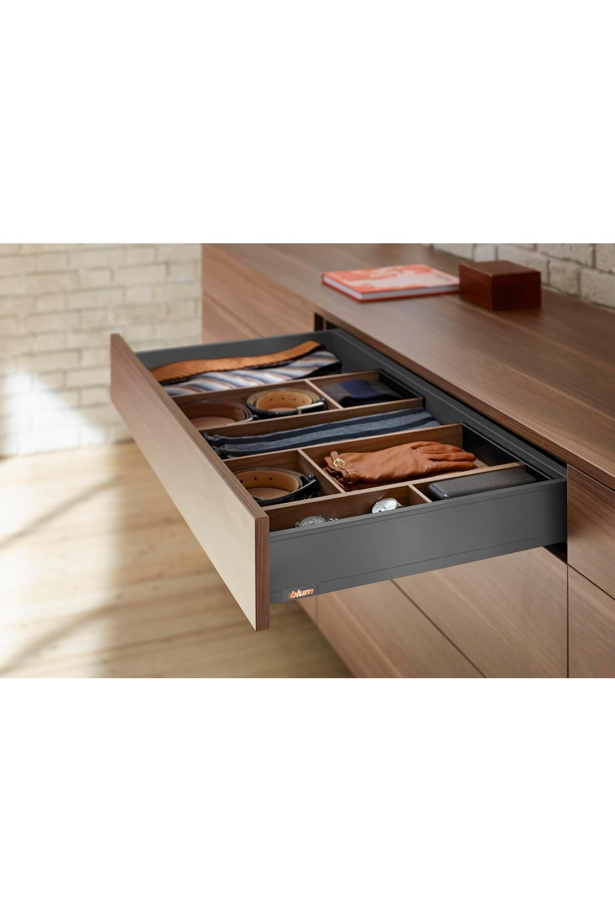 Blum Legrabox Pure M AlçakYanak 45 Cm. Tip-on...