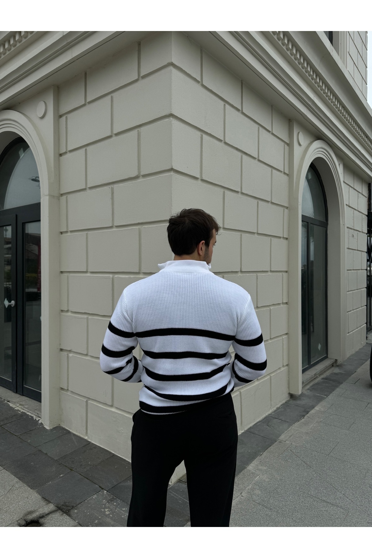 ژاکت بافتنی یقه نیمه زیپ دار مردانه