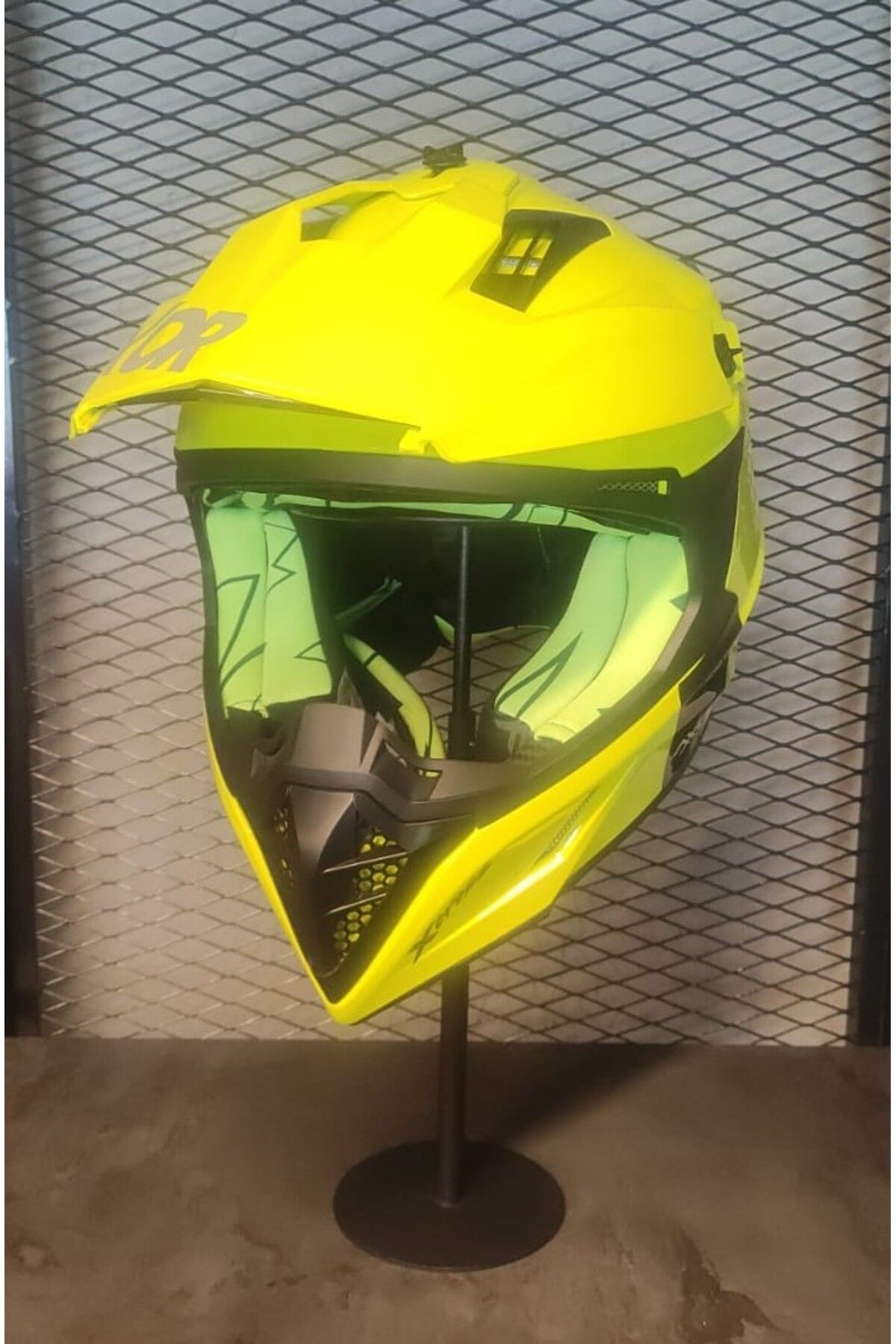 X-CROSS SC NEON YELLOW