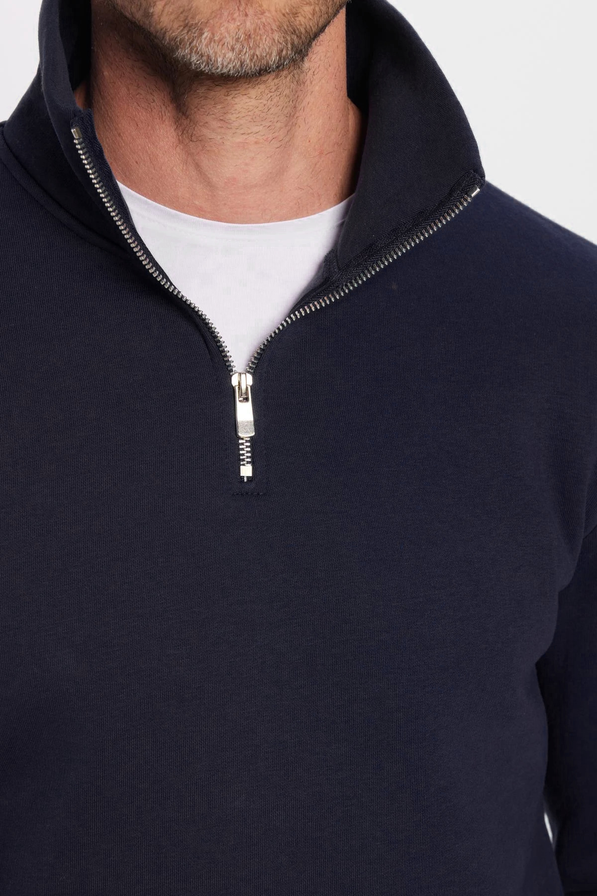 Unisex Relach Fit Cut Cut Cutton LaCıivert با نیمی از Ziphone با دعاوی فلپر انجام شده توسط پیراهن گردن قرمز