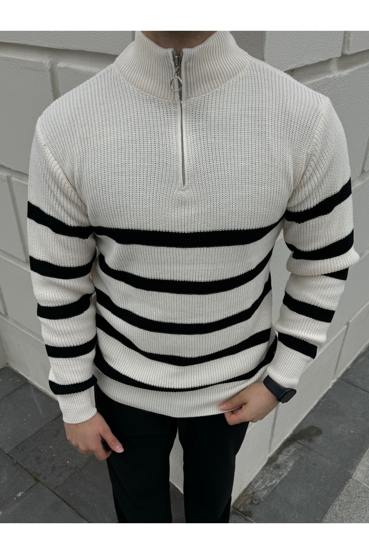 ژاکت بافتنی یقه نیمه زیپ دار مردانه