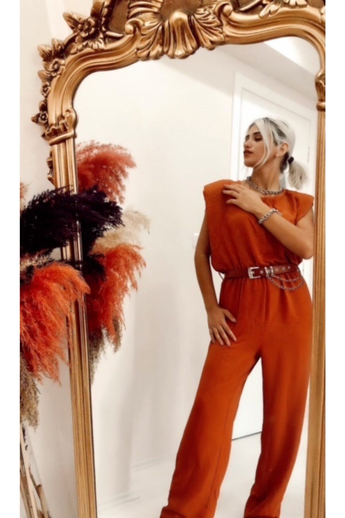 larina butik Sirt Detay Vatkali Kemerli Yeni Sezon Tulum