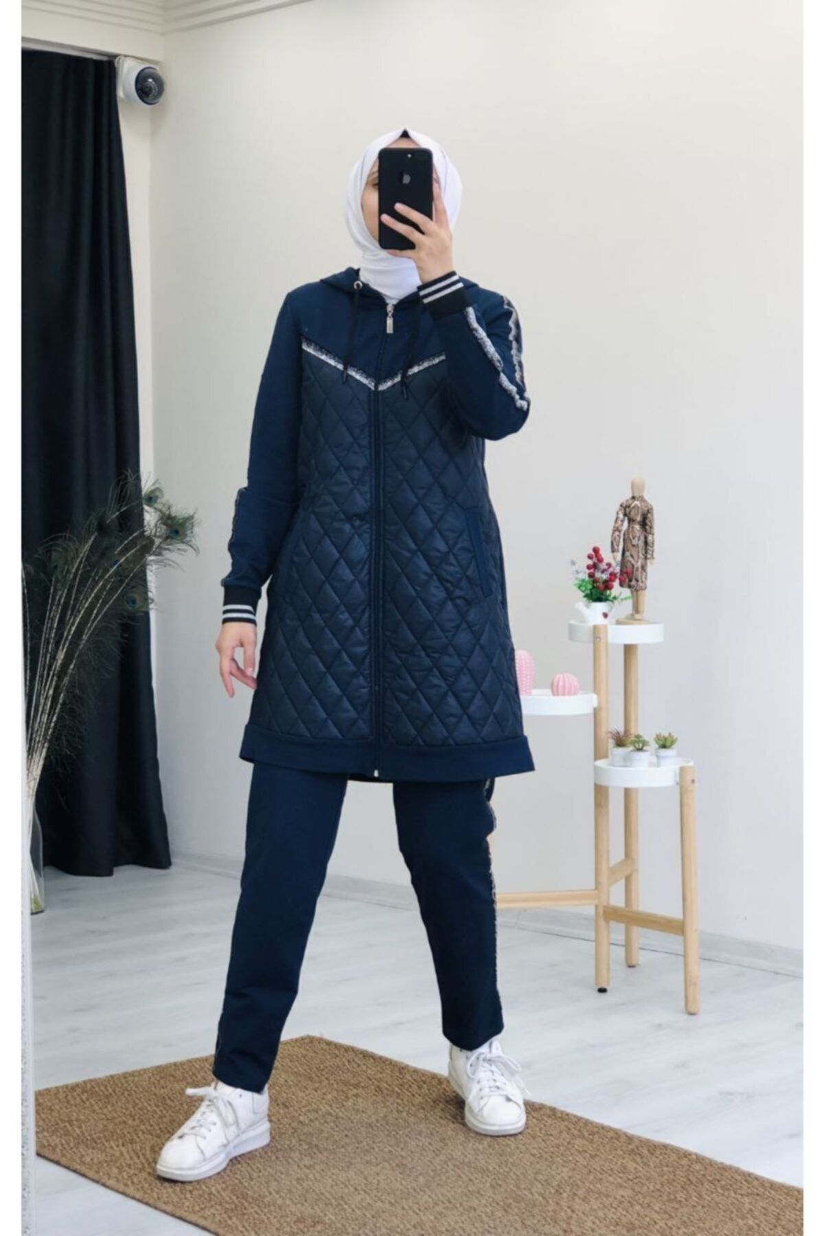 Camelya Fashion Kapüşonlu Kapitoneli Eşofman Takımı