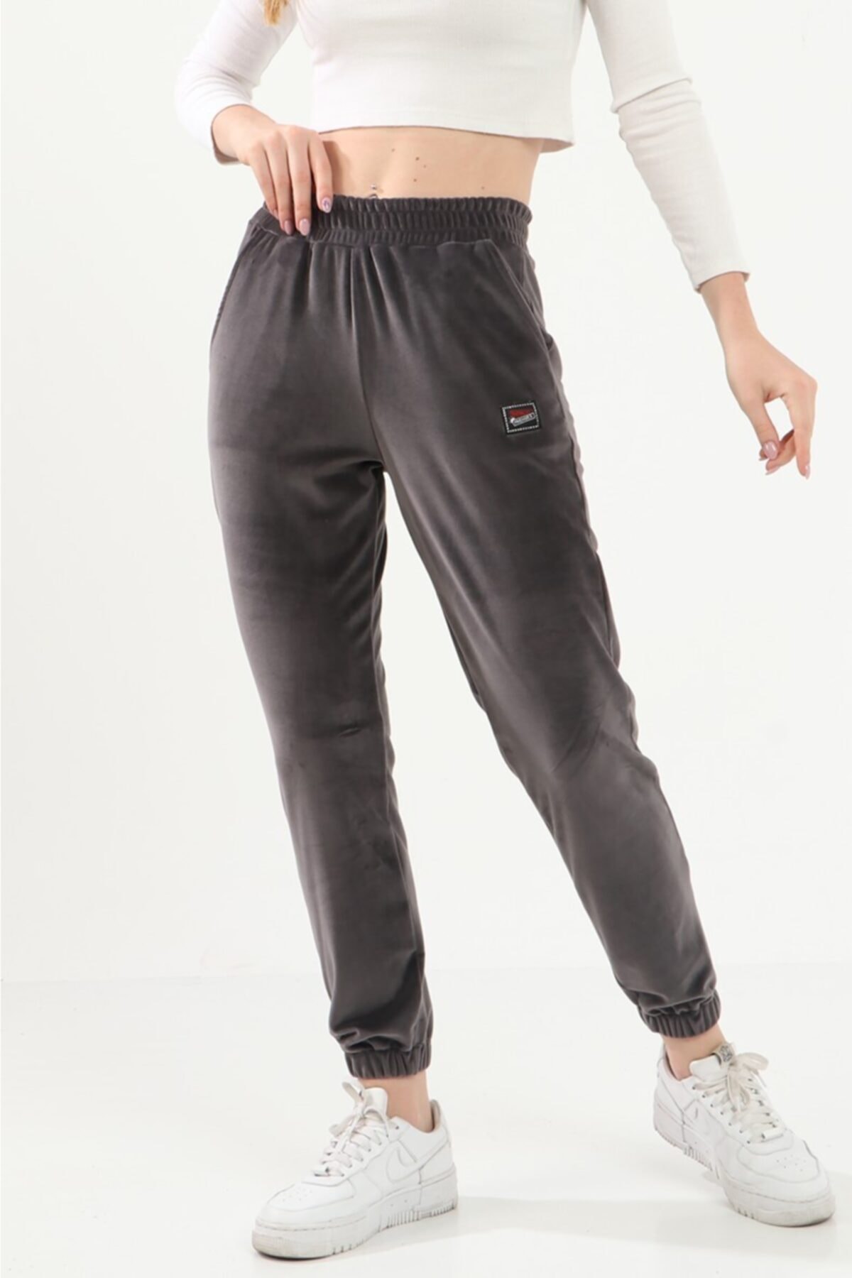 Prenses Tayt Kadın Antrasit Paçası Lastikli Kadife Eşofman Altı 410