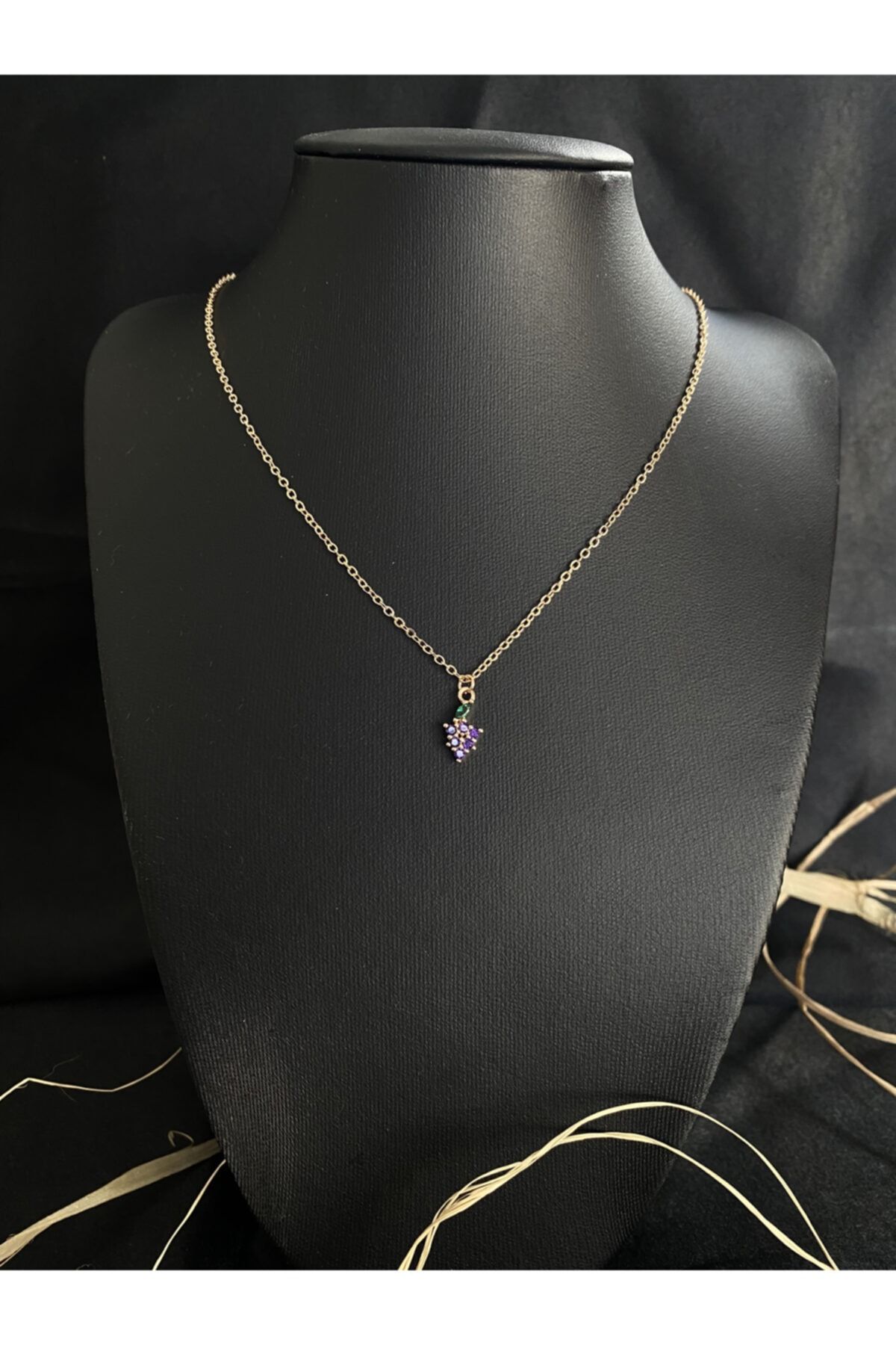 Hypnos Accessories Üzüm Figürlü Zincir Kolye