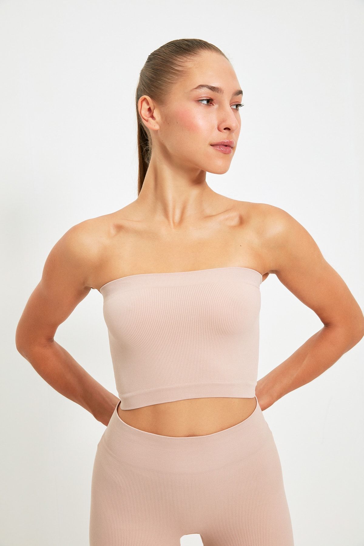 TRENDYOLMİLLA Gül Kurusu Seamless Fitilli Spor Sütyeni TWOAW20BS0018