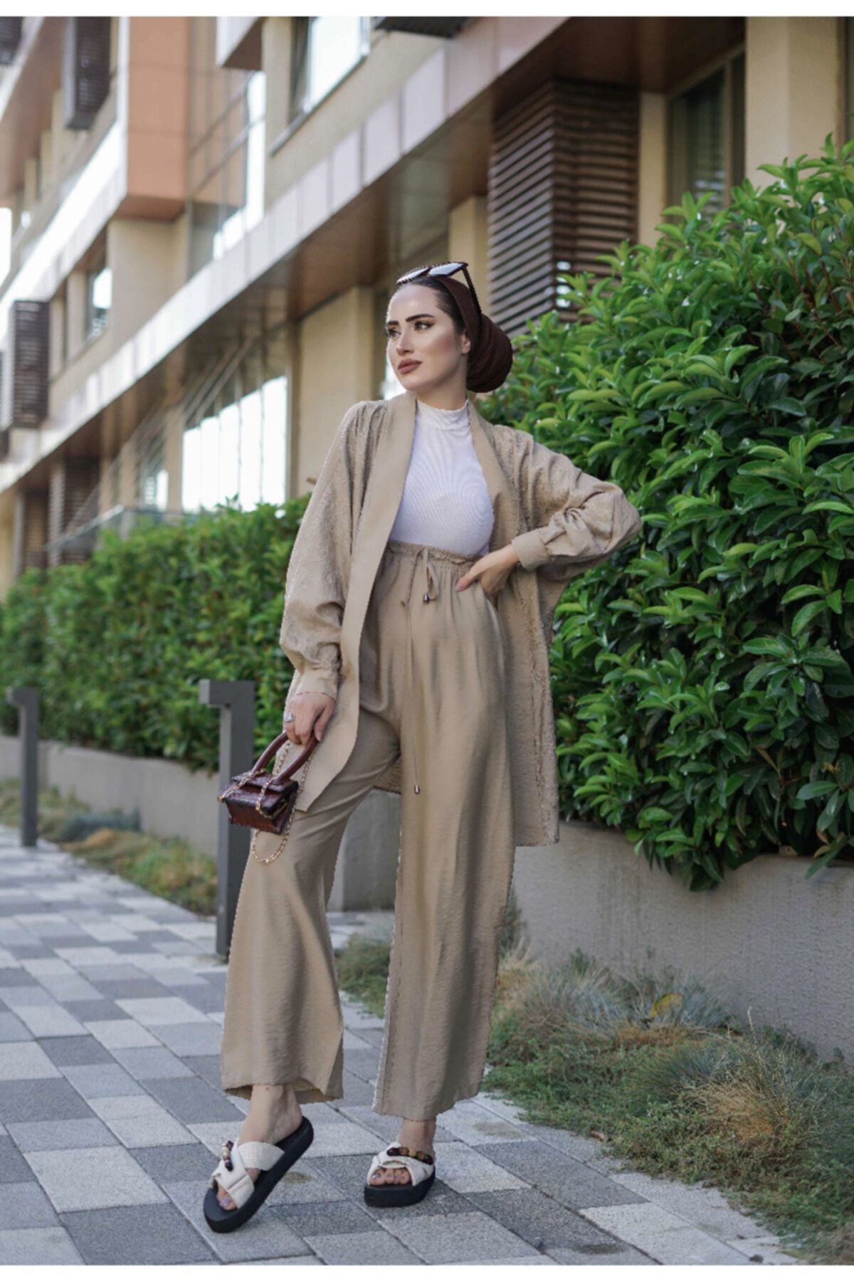 Papatya Giyim İzmit Kadın Camel Pamuk Kumaş Kendinden İşlemeli Tesettür Kimono Pantolon Takım