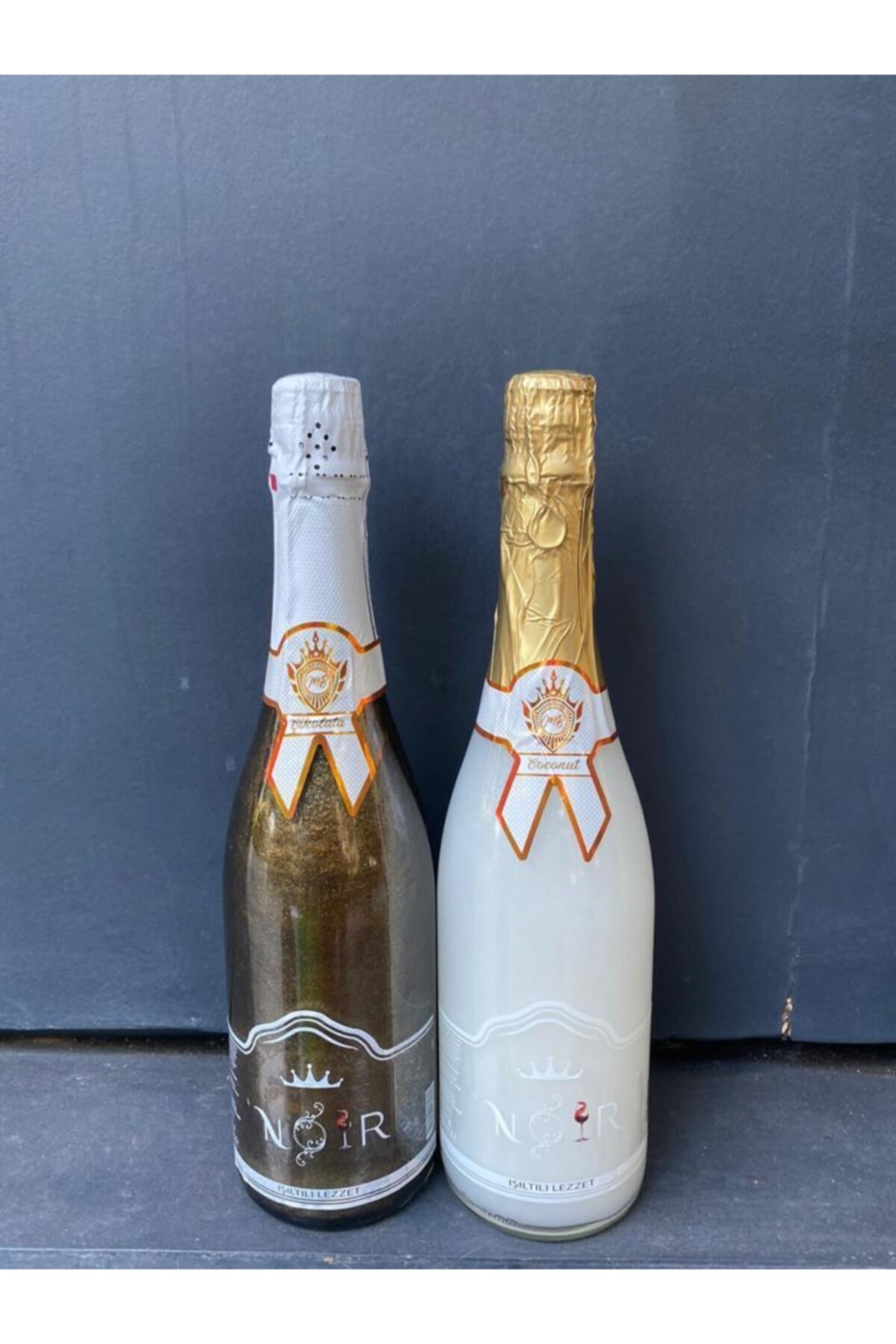 Noir Simli Alkolsüz Siyah Çikolata Aromalı Ve Cocanat Aromalı İçecek 2 Adet 750ml