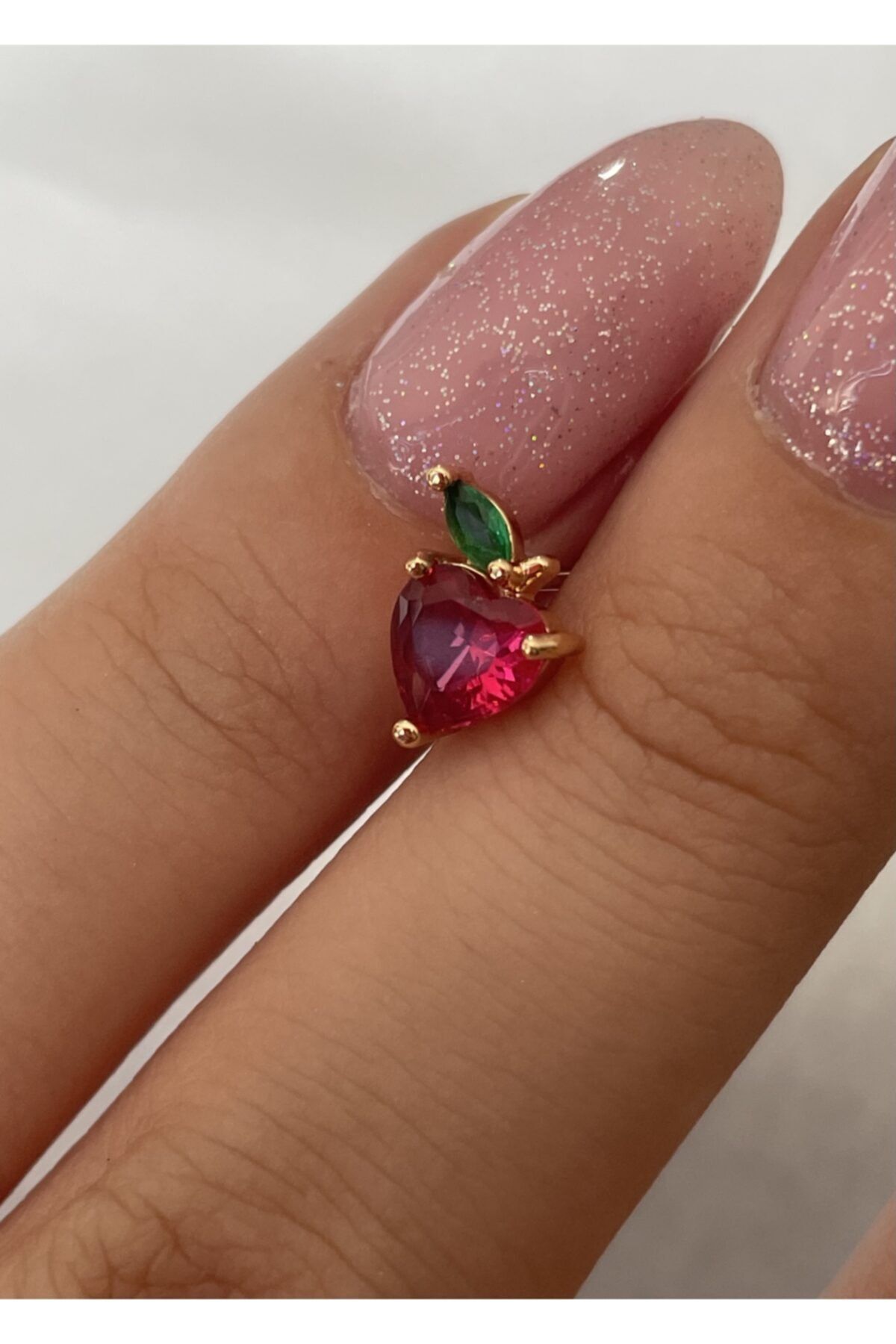 KİLİGİSTANBUL Gold Renk Çilek Piercing