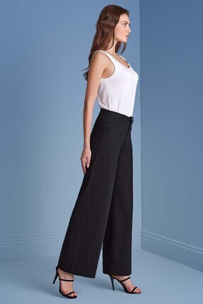 Geniş Paça Siyah Jean Pantolon Image 3