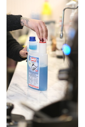 PULY MİLK 1000 ML ESPRESSO KAHVE MAKİNESİ BUHAR ÇUBUĞU TEMİZLEYİCİ SIVI Image 0