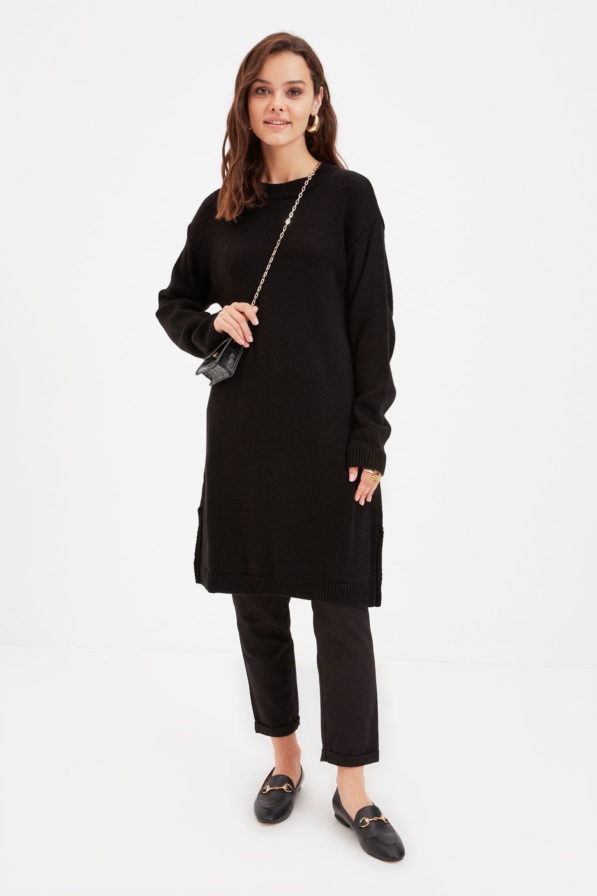 Trendyol Modest Siyah Kuşaklı  Düğmeli Uzun Triko Hırka TCTAW22TH0006