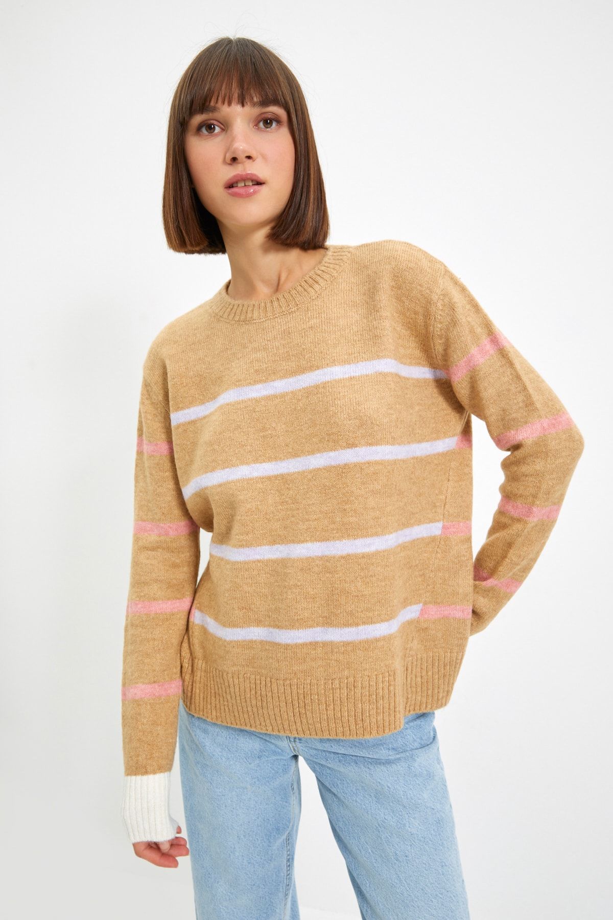 TRENDYOLMİLLA Camel Bisiklet Yaka Çizgili Triko Kazak TWOAW22KZ1474