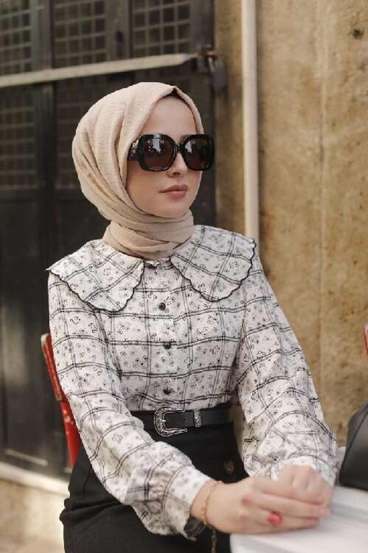 ESRA KEKÜLLÜOĞLU Yıldız Gömlek-beyaz