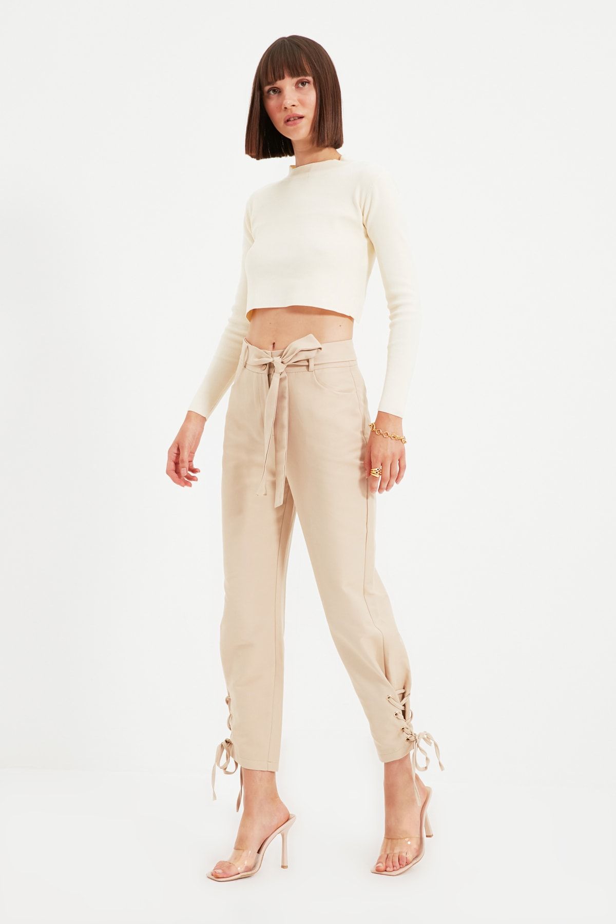 TRENDYOLMİLLA Bej Paça Detaylı Pantolon TWOAW22PL0234