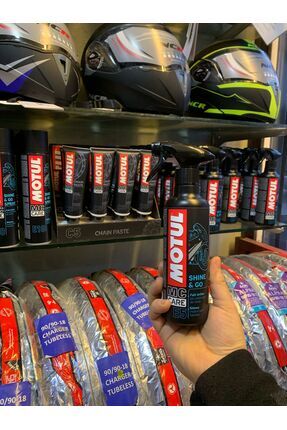 MOTUL E5 PLASTİK YÜZEY PARLATICI Image 0
