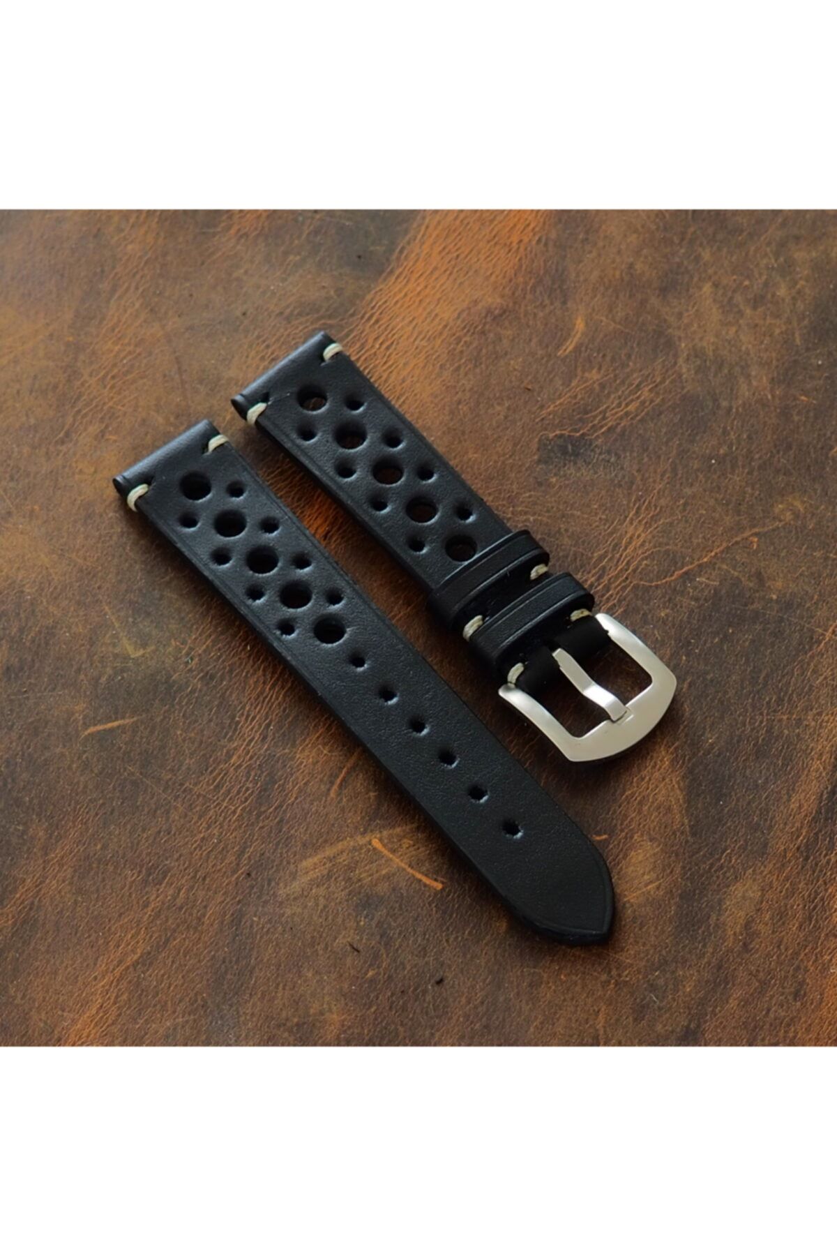 Ventum Craft 22mm Siyah Minimal Dikiş Rally El Yapımı Deri Kordon