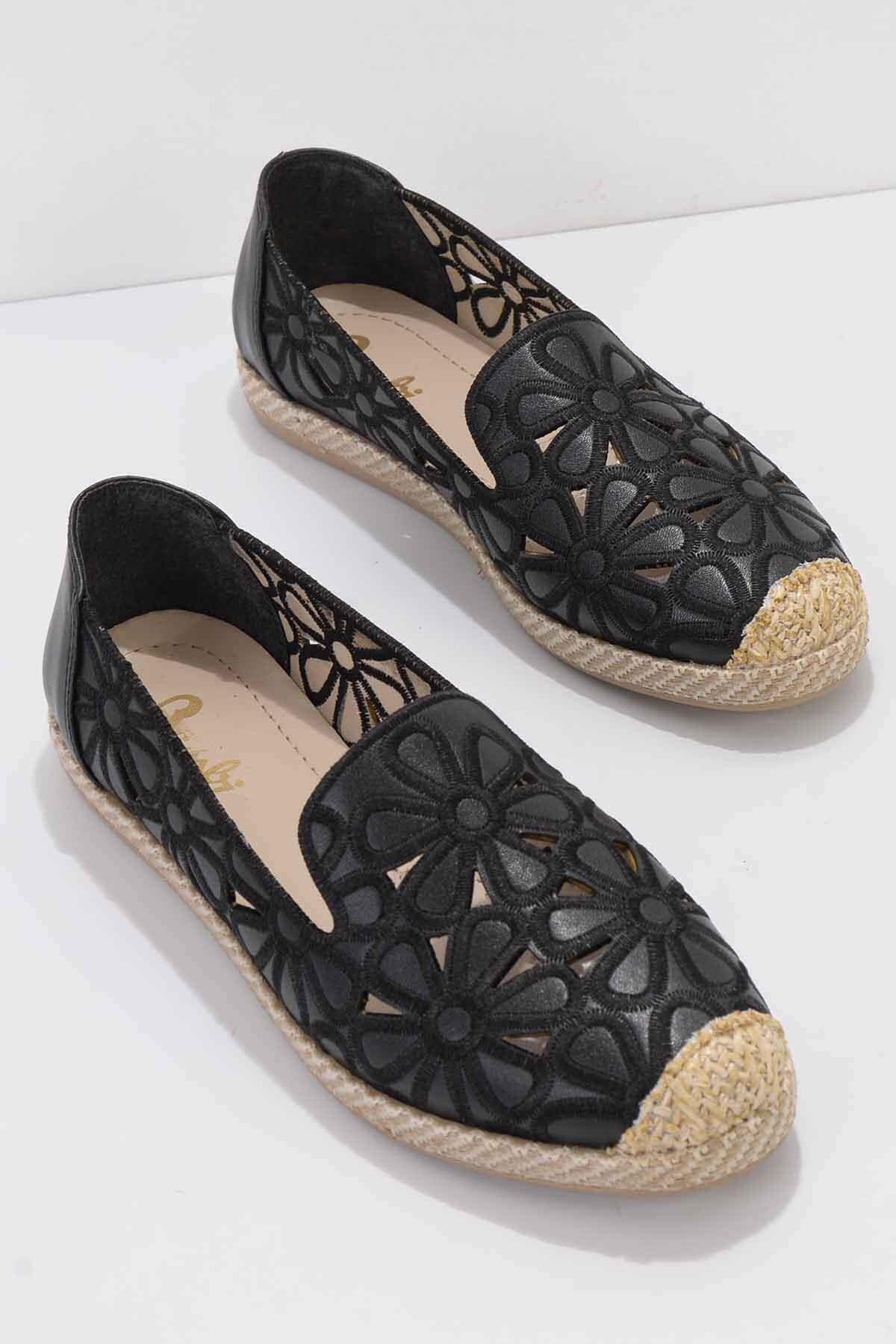 Bambi Siyah Kadın Espadril K01877081009