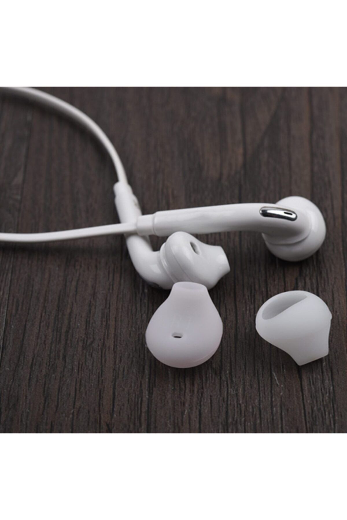Di Aksesuar S6 Beyaz Kulakiçi Silikonlu Mikrofonlu Kumandalı Baslı Stereo Kablolu Kulaklık