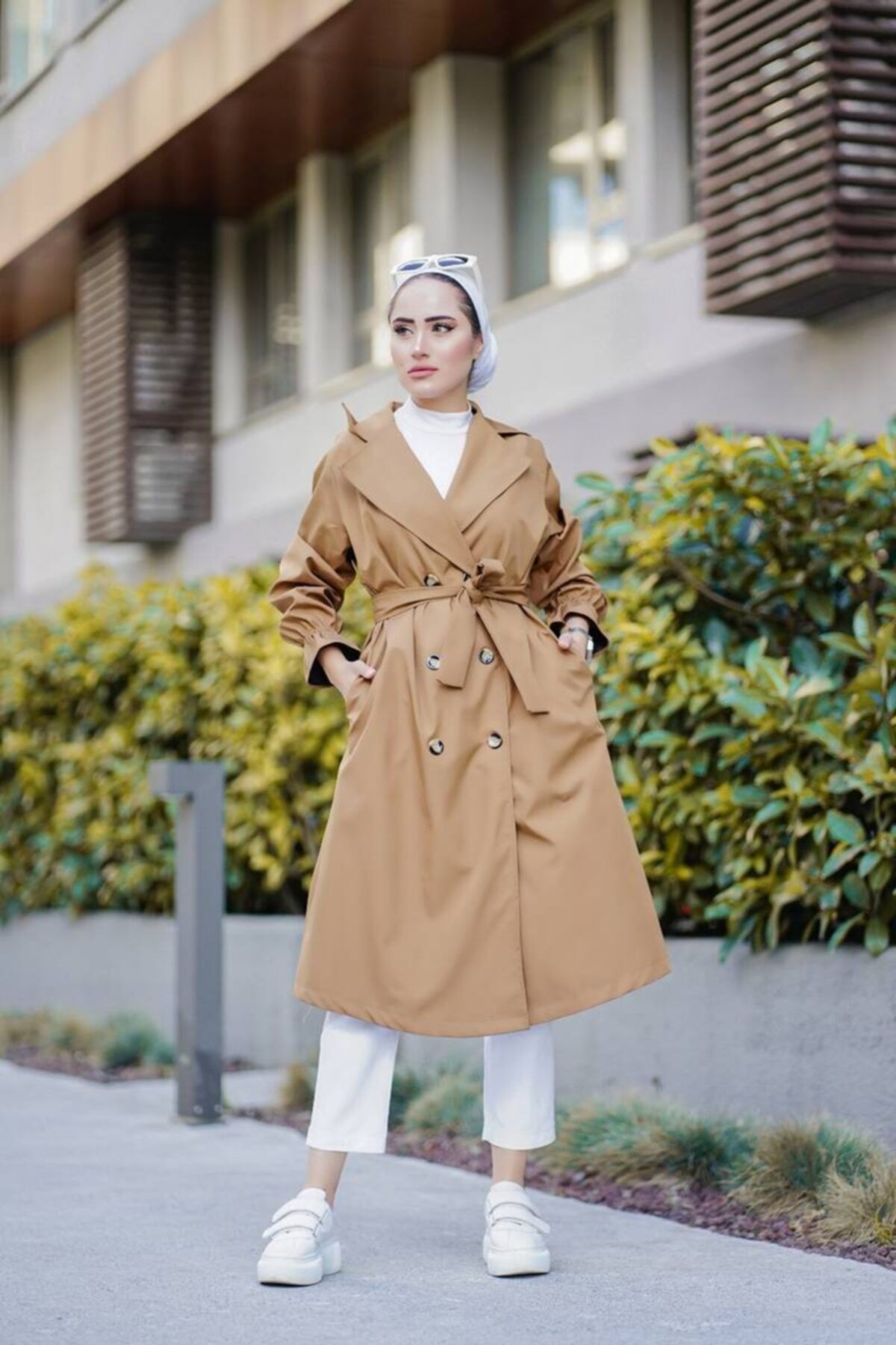 BURCU TESETTÜR Kolu Lastik Detaylı Trenç Mdr10067 Taba
