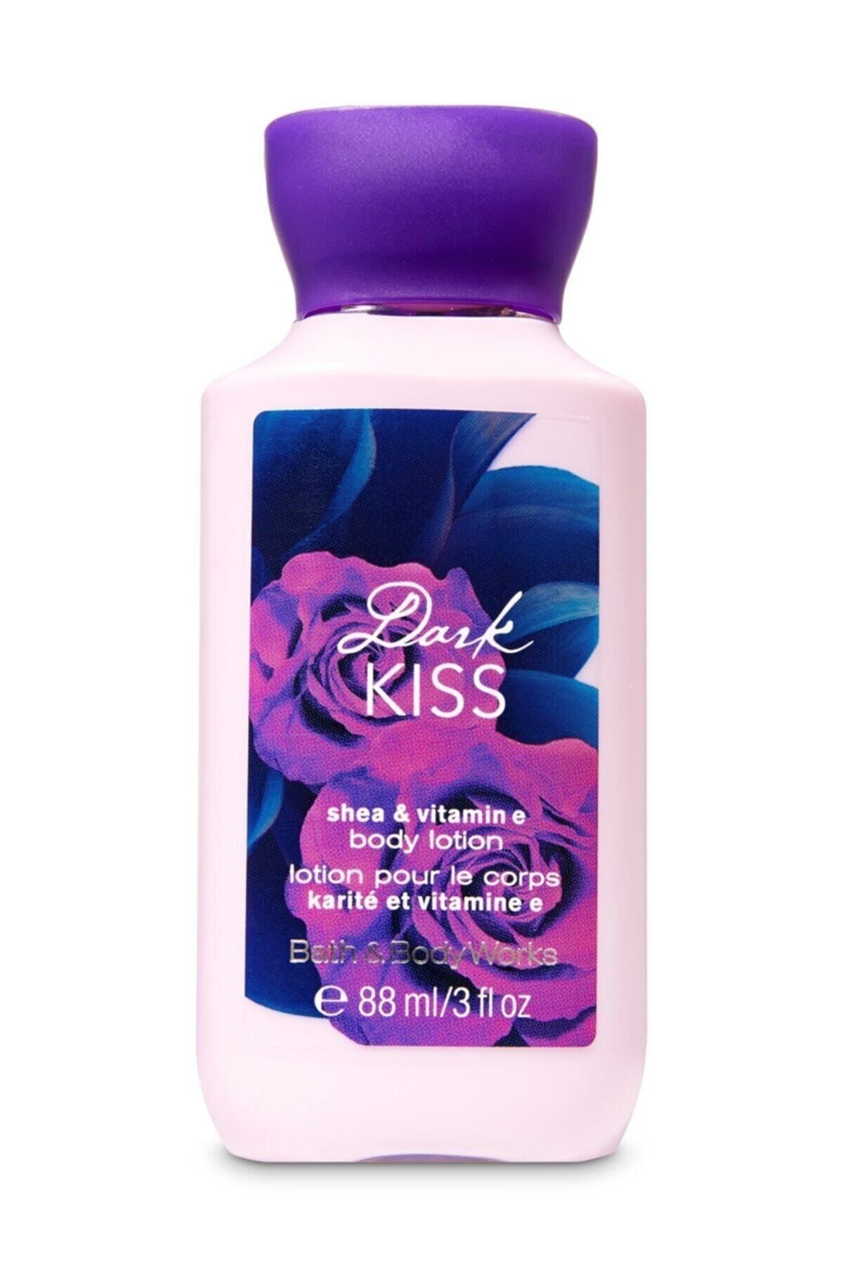Bath & Body Works Dark Kiss Seyahat Boy Vücut Losyonu 3 oz / 88 mL BBW24340161