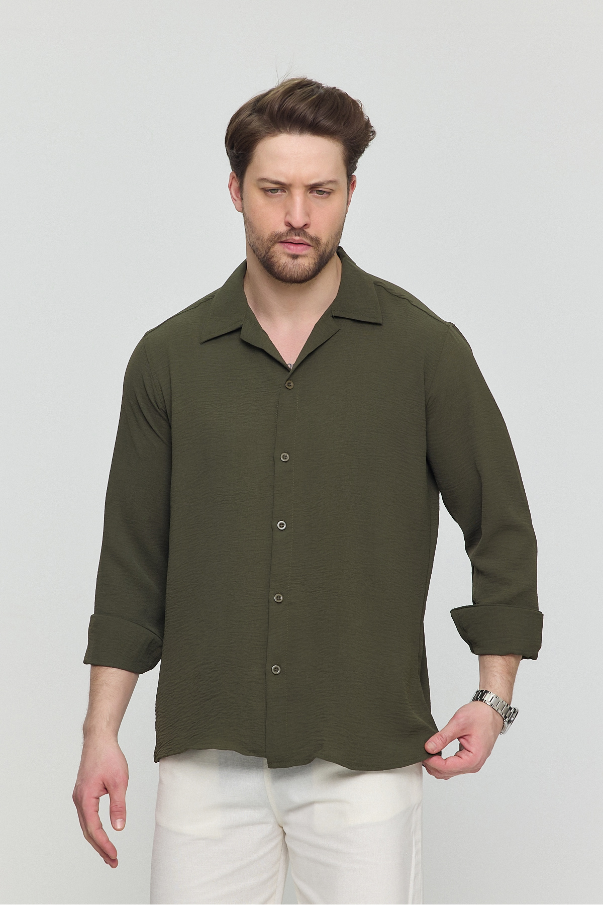 پیراهن تابستانی مردانه گشاد با بافت اورسایز پیراهن مردانه گاه به گاه خاکی