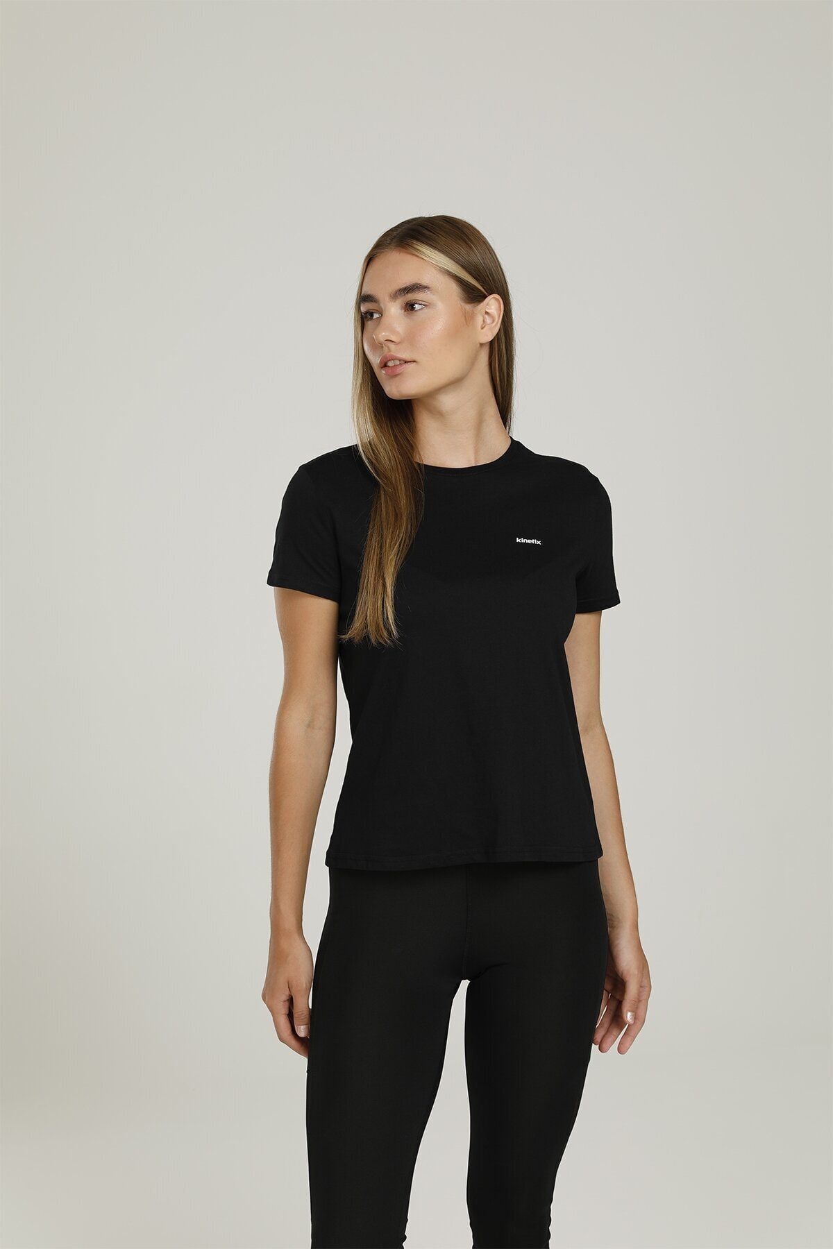 Kinetix Sn235 Basıc Curve T-shırt Siyah Kadın T-shirt