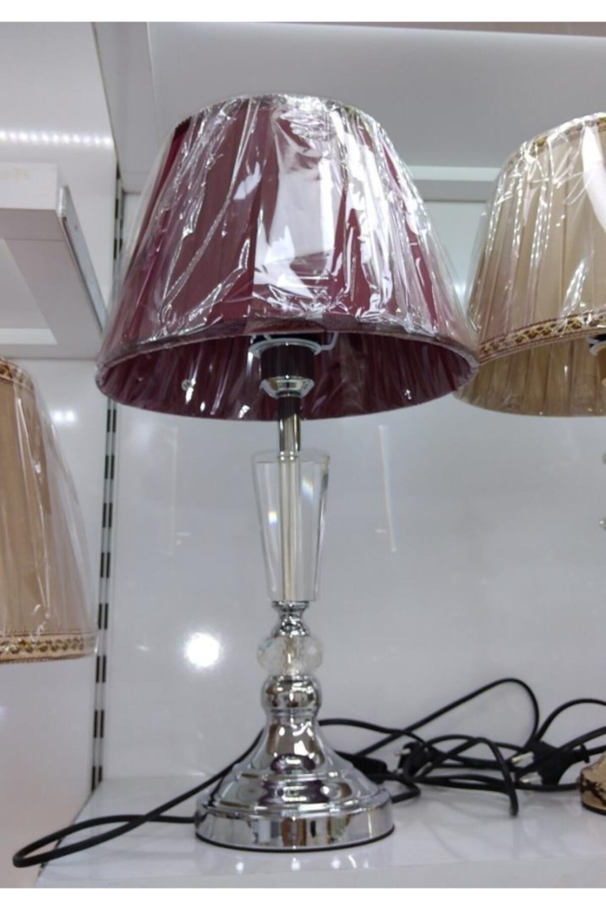 evvehediyelikesya Gümüş Kırmızı Şapkalı Sehba Üstü Kristal Taşlı Abajur 52 Cm