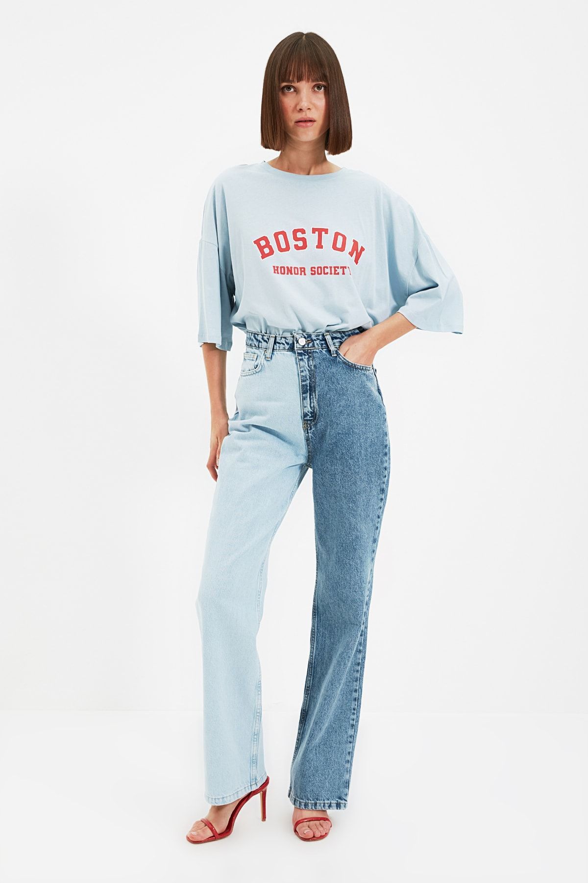 TRENDYOLMİLLA Mavi Renk Bloklu Yüksek Bel 90's Wide Leg Jeans TWOAW22JE0796