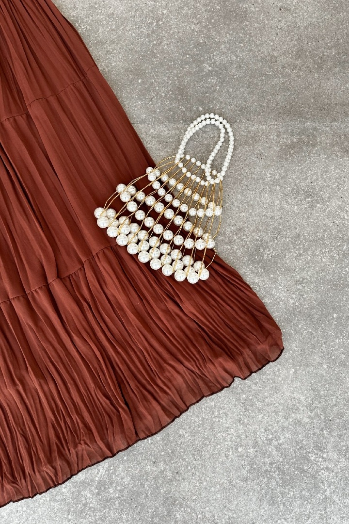 دامن لارا تان