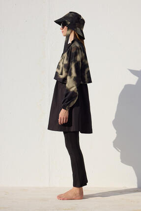 RÜZGARLIKLI 3'LÜ TESETTÜR MAYO TAKIMI FLU BATİK Image 3