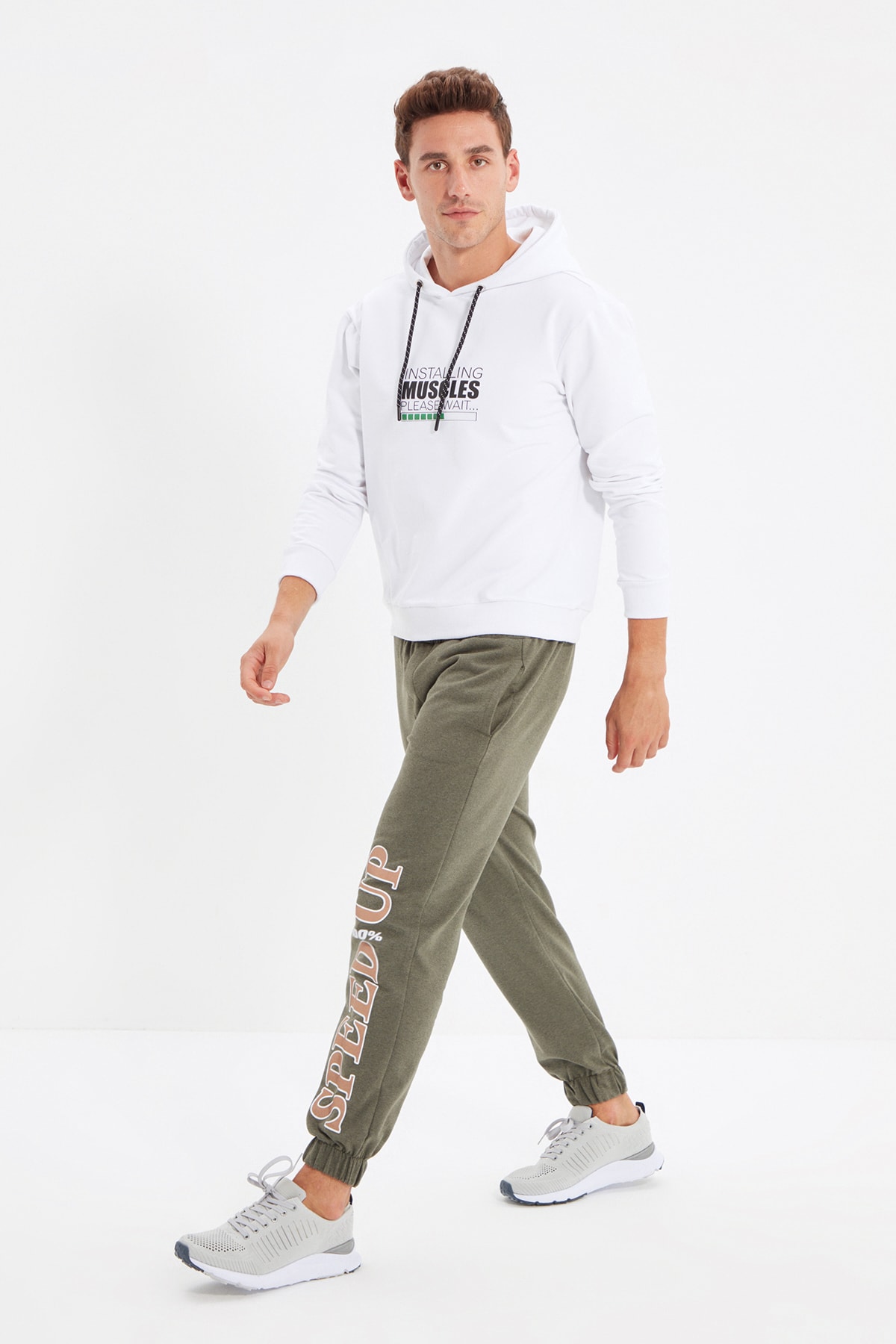 TRENDYOL MAN Haki Erkek Regular Fit Baskılı Eşofman Altı TMNAW22EA0241