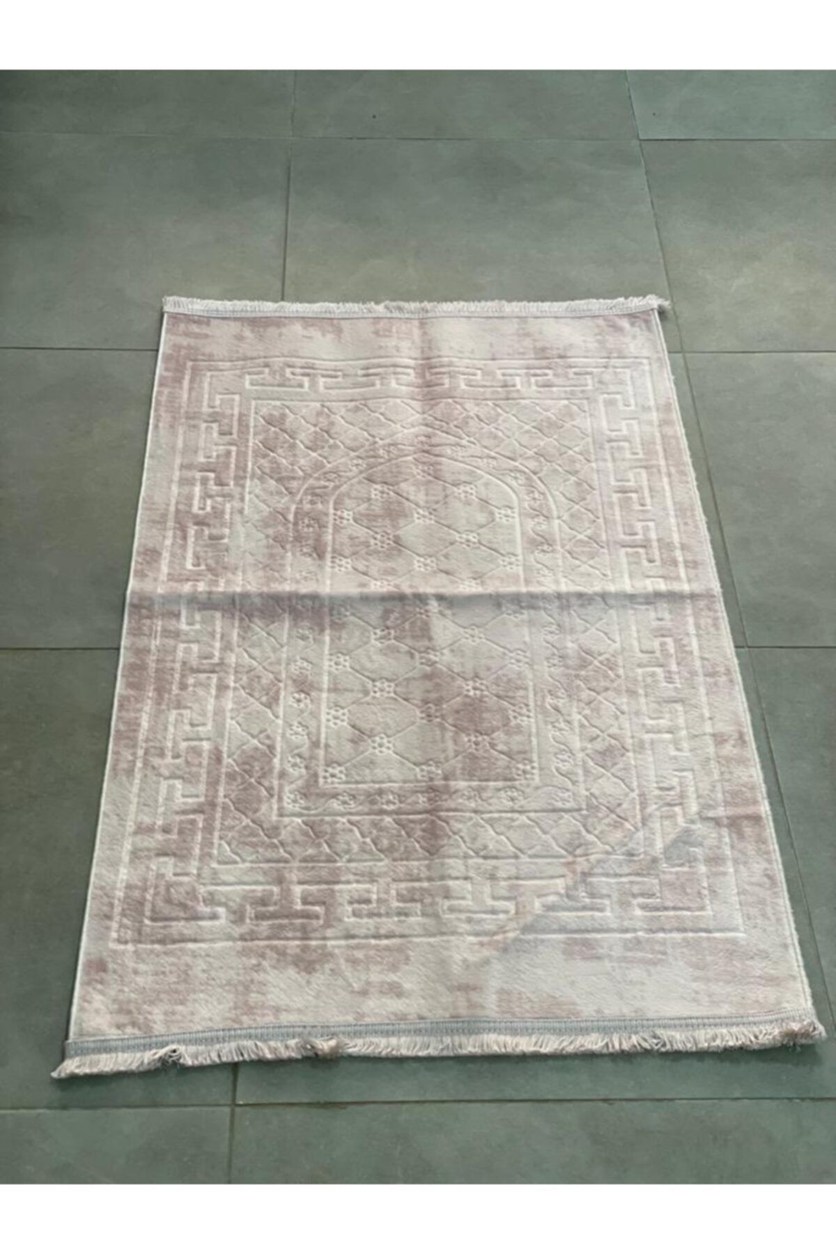 ÖMÜR Pembe Kaymaz Tabanlı Yumuşak Dokulu Peluş Seccade 75x130