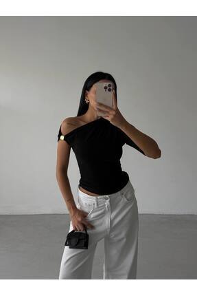 Aksesuar Detay Kesim Şık Bluz Image 0
