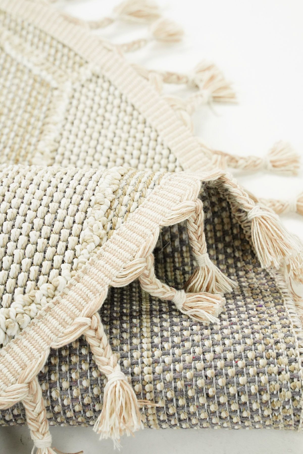 فرش اتاق نشیمن Elit 03 Beige Loop فرش بدون پرز ورودی آشپزخانه فرش طرح بافتنی قومی فرش گرد سوالات متداول فرش گرد