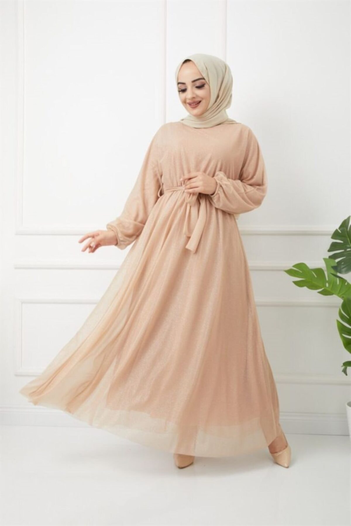 AKRA MODA Simli Belden Kuşaklı Krem Tesettür Elbise