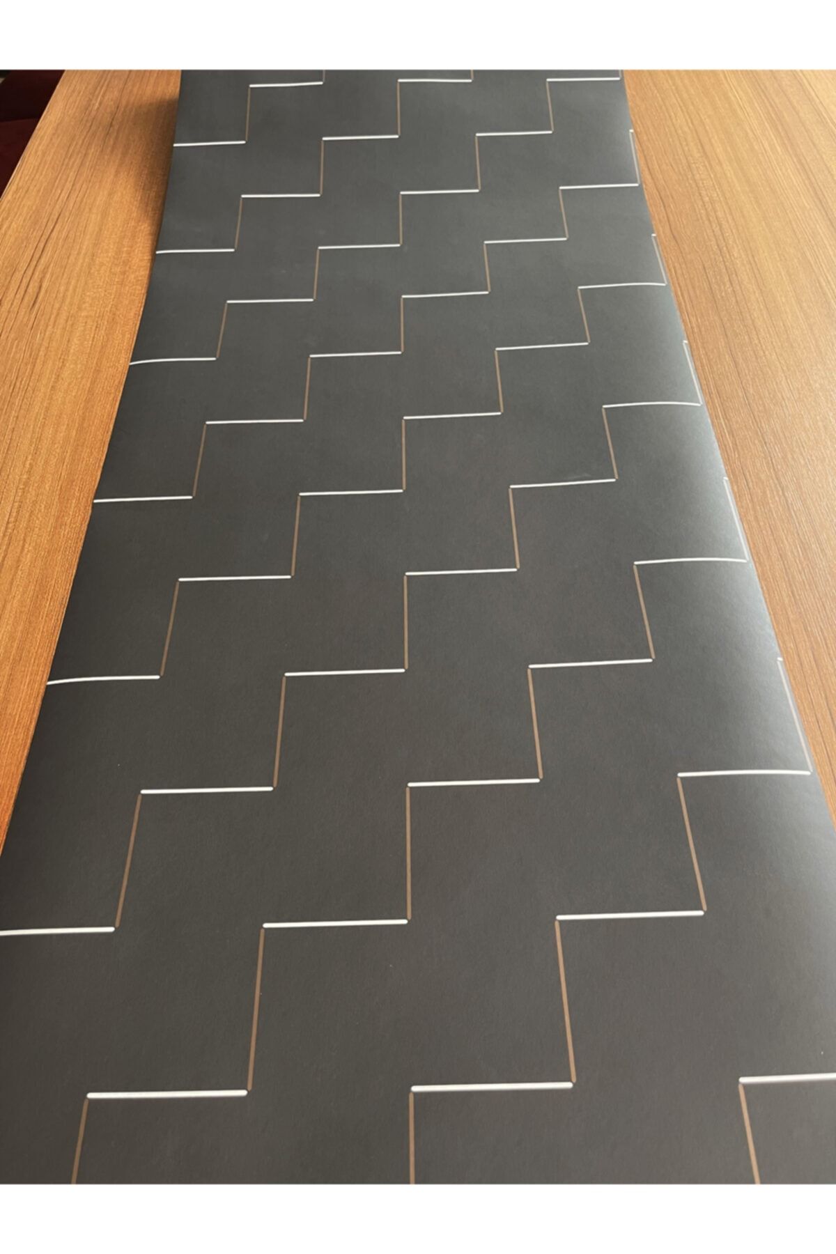 BAŞYAPI DİZAYN Kahverengi Desenli Ithal Duvar Kağıdı 1554 (5m²)
