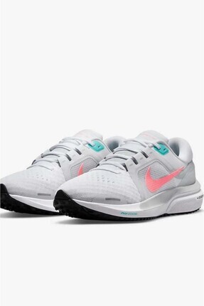 Air Zoom Vomero 16 Road Running Kırık Beyaz-Gri Kadın Koşu Ayakkabısı Image 2