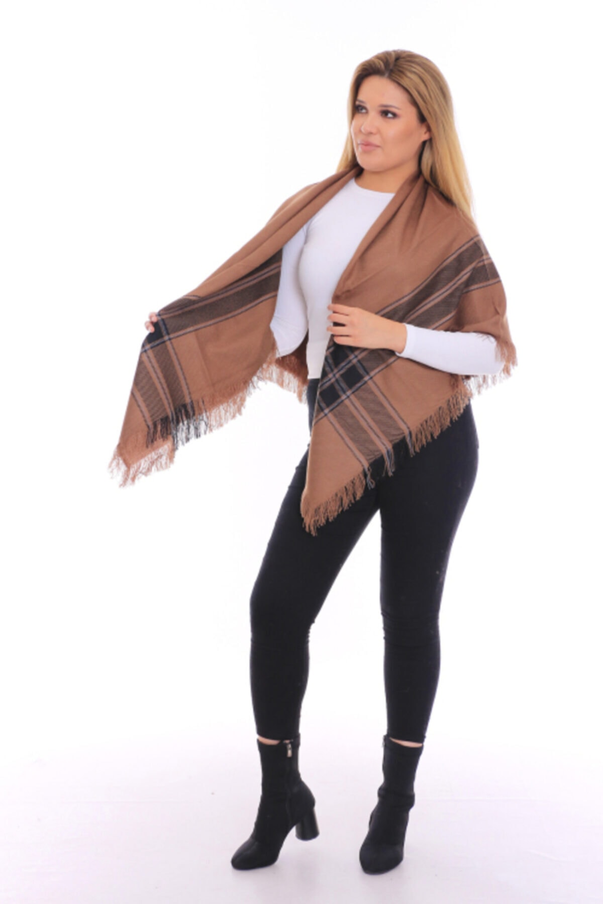 Gözde Online Butik Kadın Taba Klasik Dört Köşe Atkı