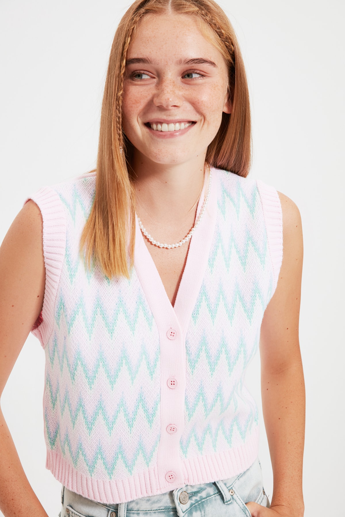 TRENDYOLMİLLA Pembe Düğmeli Triko Süveter TWOAW22SV0003