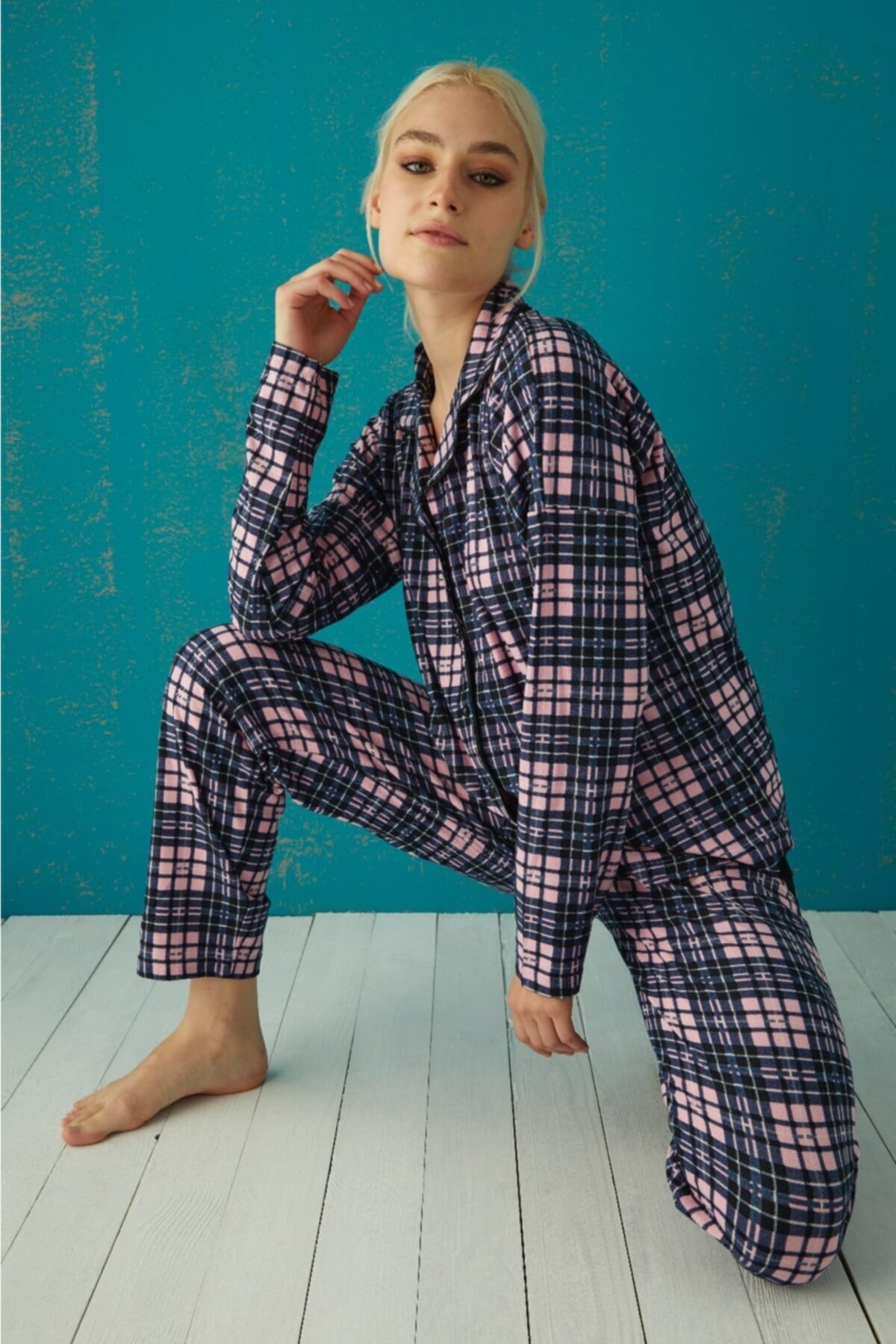 BERİN HOMEWEAR Kadın Süet Boydan Düğmeli Pijama Takımı (lastik Toka Hediyeli)