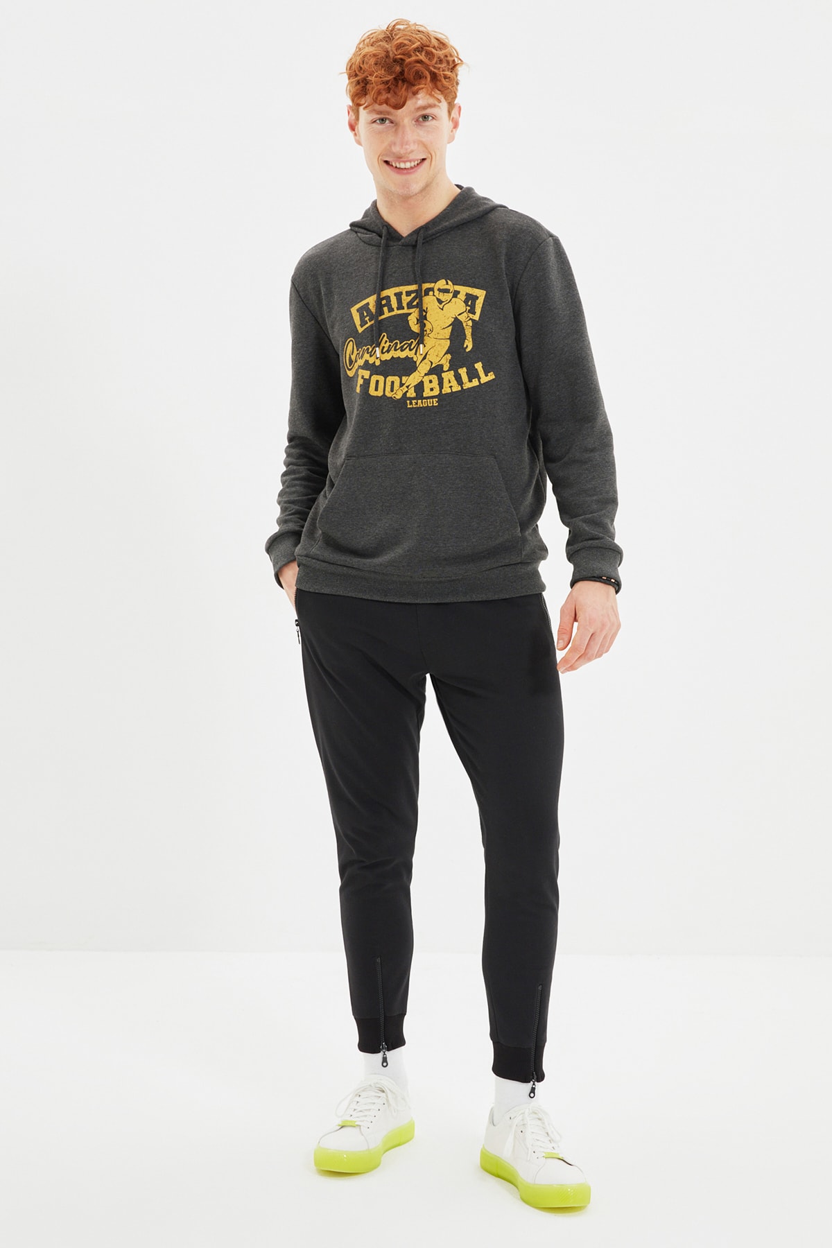 TRENDYOL MAN Siyah Erkek Fermuar Detaylı Slim Fit Eşofman Altı TMNSS21EA0079