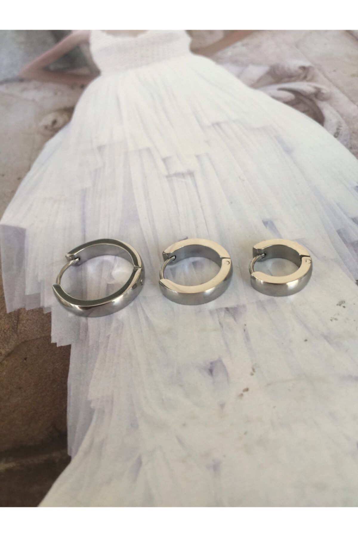 ACCESSORIES WORLD Çelik 3 Lü Gümüş Renk Halka Küpe Seti