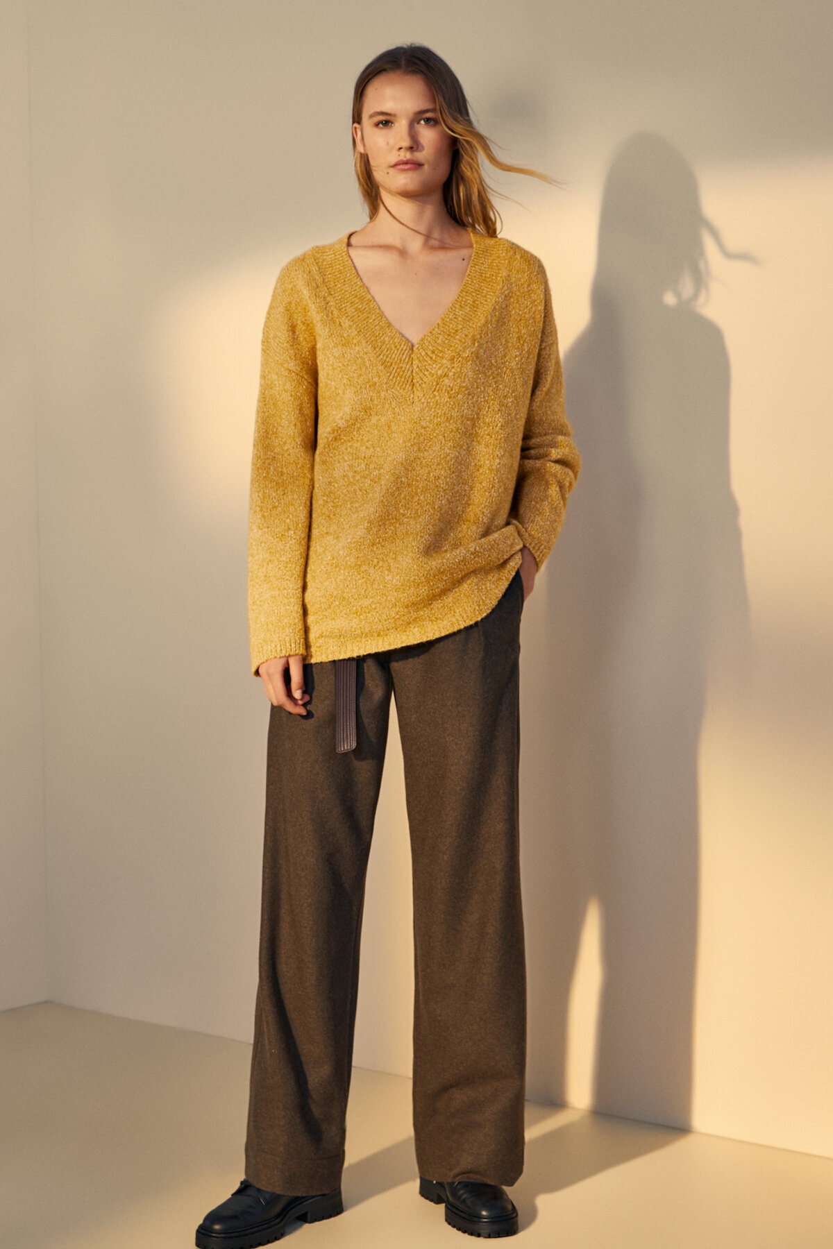 Massimo Dutti Kadın V Yaka Kalın Örgü Kazak 05687699