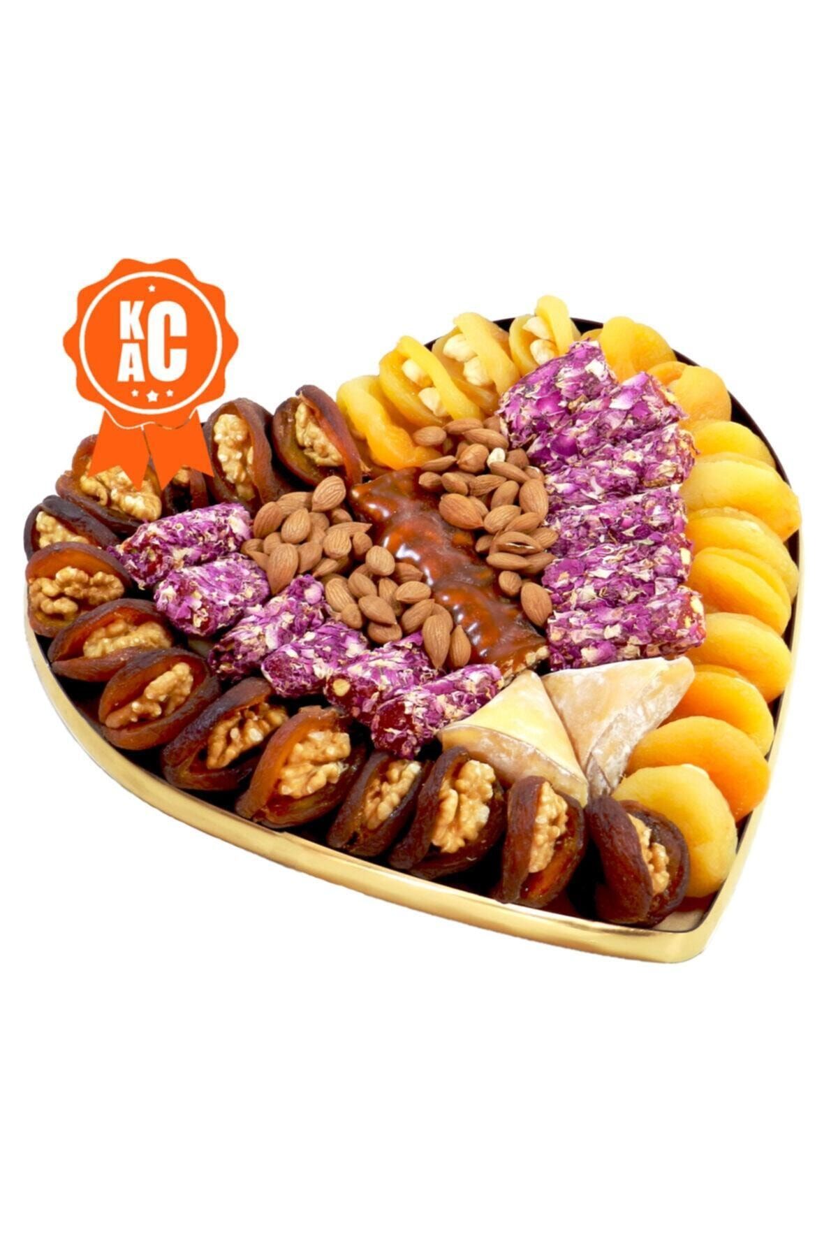 Kayısı Alemi 1 Kg Kalpli Lüks Hediyelik Kuru Kayısı Paketi