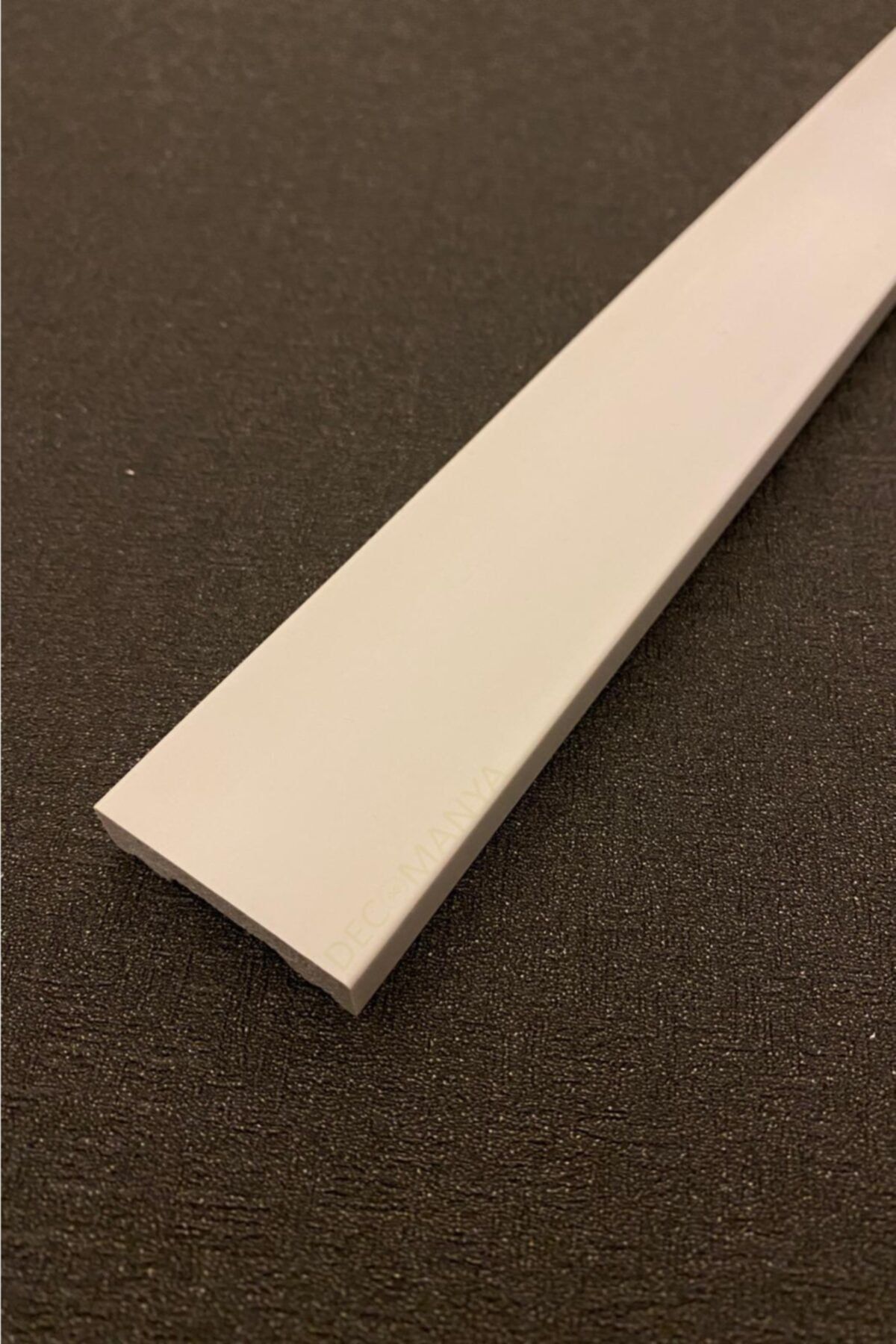 Decomanya Boyanabilir Düz Duvar Çıtası 4 Cm 5 Boy 12 Metre